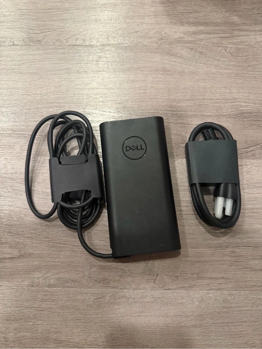 Dell Genuine 240W AC Adapter Charger LA240PM200 00YR66